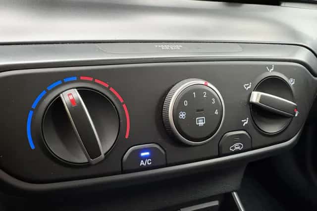 Hyundai Bayon (2024) thumbnail 4