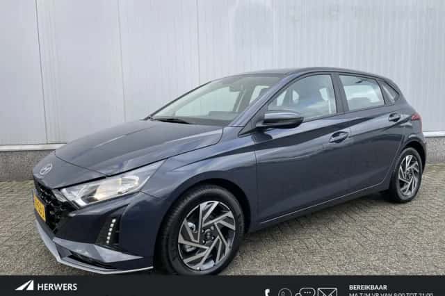 Hyundai i20 (2025) thumbnail 1
