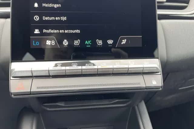 Mitsubishi ASX (2025) thumbnail 38