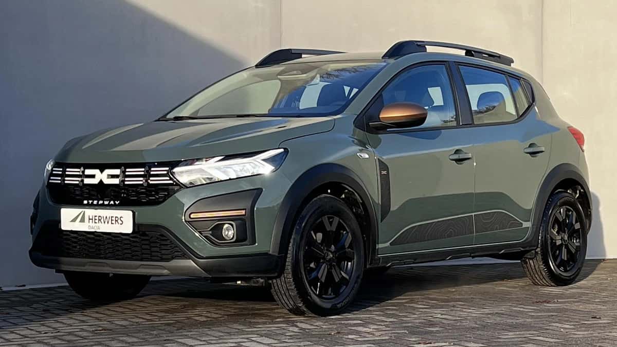 Dacia Sandero Stepway (2025) — foto 1
