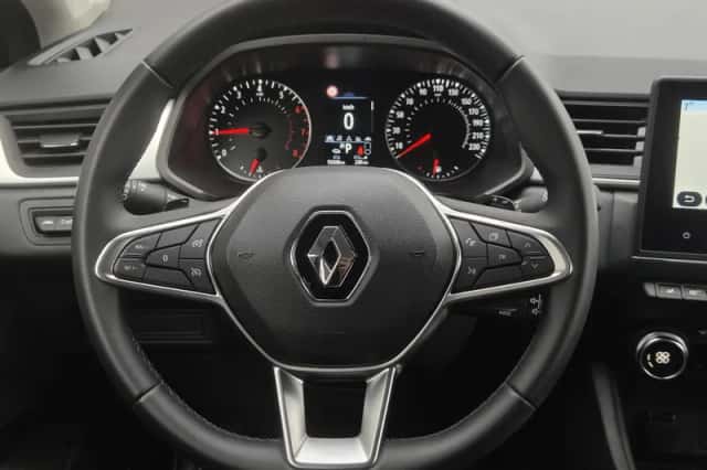 Renault Captur (2023) thumbnail 11