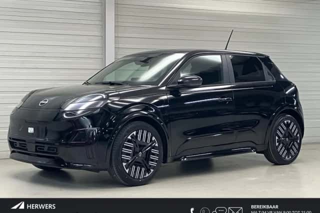 Nissan Micra (2026) thumbnail 1
