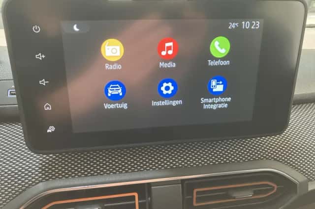 Dacia Sandero Stepway (2023) thumbnail 11