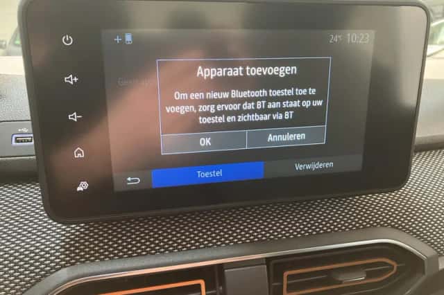 Dacia Sandero Stepway (2023) thumbnail 12