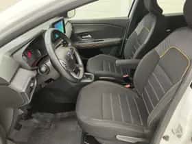 Dacia Sandero Stepway (2023) thumbnail 8