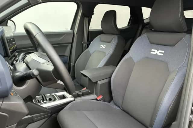 Dacia Duster (2025) thumbnail 34