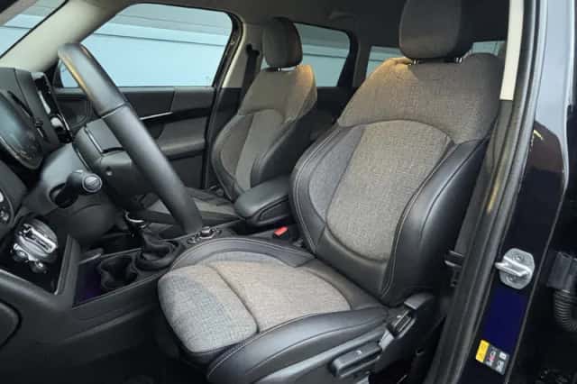 MINI Countryman (2023) thumbnail 12
