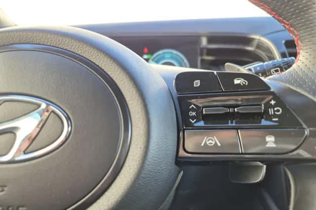 Hyundai Tucson (2022) thumbnail 21