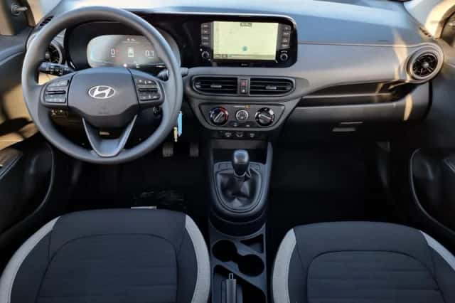 Hyundai i10 (2025) thumbnail 2