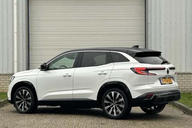 Renault Austral (2023) thumbnail 21