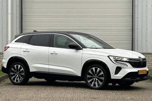 Renault Austral (2023) thumbnail 23