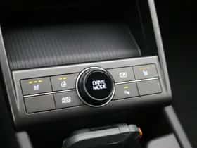 Hyundai Kona (2025) thumbnail 38
