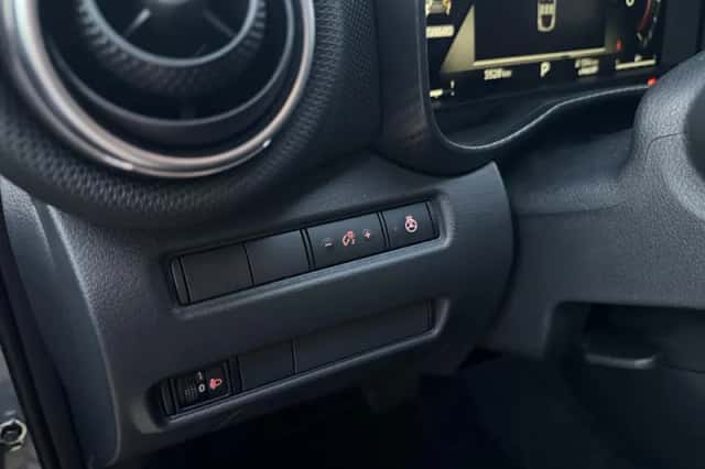 Nissan Juke (2025) thumbnail 14