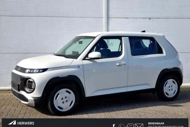 Hyundai Inster (2026) thumbnail 1