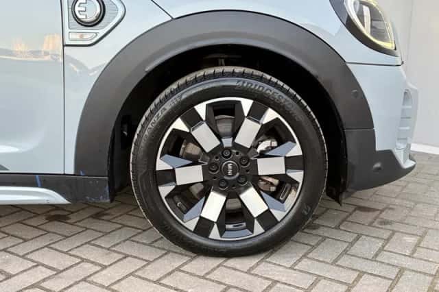 MINI Countryman (2023) thumbnail 12
