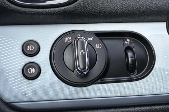 MINI Countryman (2023) thumbnail 28