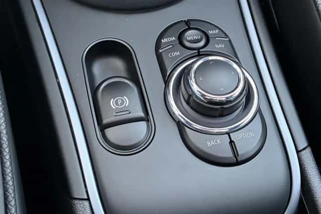 MINI Countryman (2023) thumbnail 35
