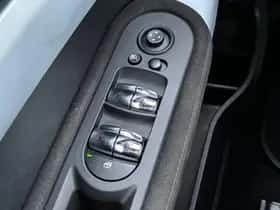 MINI Countryman (2023) thumbnail 39
