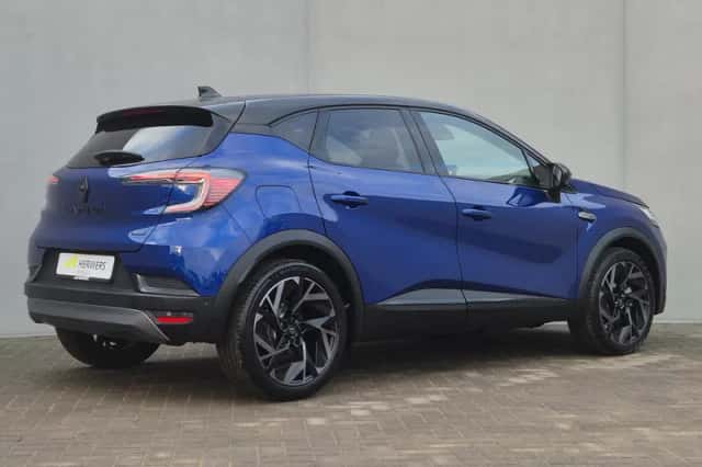 Renault Captur (2025) thumbnail 3