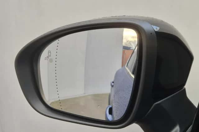 Renault Captur (2025) thumbnail 28