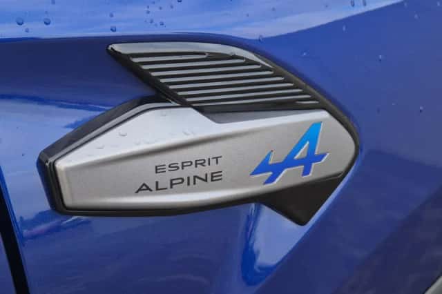 Renault Captur (2025) thumbnail 37