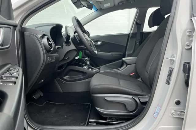 Hyundai Kona (2022) thumbnail 14