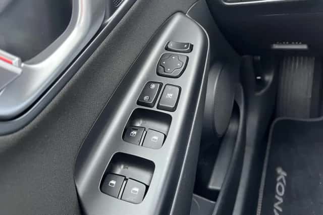 Hyundai Kona (2022) thumbnail 31