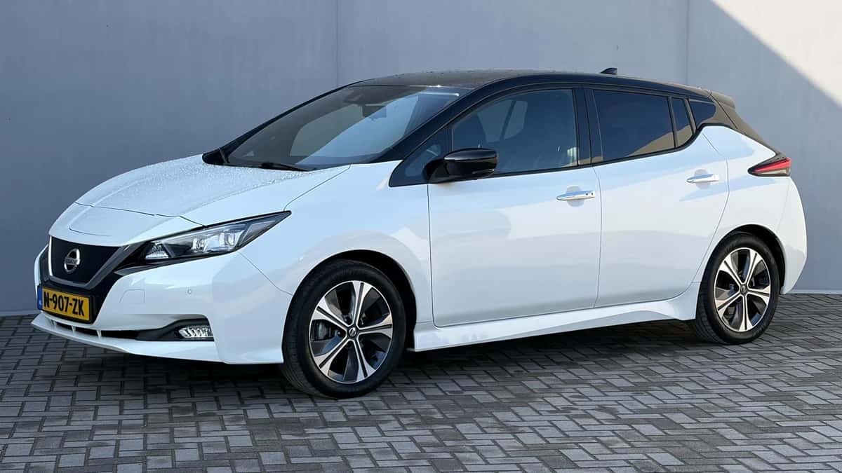 Nissan Leaf (2021) — foto 1