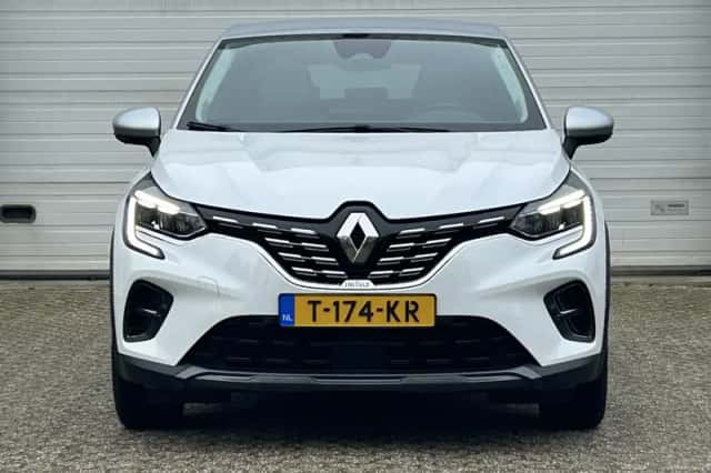 Renault Captur (2021) thumbnail 42