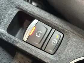 Renault Captur (2021) thumbnail 43