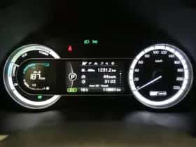 Kia Niro (2017) thumbnail 16
