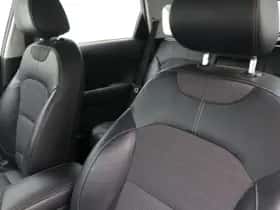 Kia Niro (2017) thumbnail 18