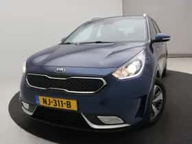 Kia Niro (2017) thumbnail 21