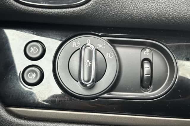 MINI Countryman (2023) thumbnail 29