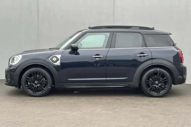 MINI Countryman (2023) thumbnail 9