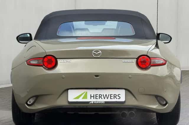 Mazda MX-5 (2023) thumbnail 42