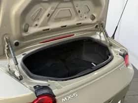 Mazda MX-5 (2023) thumbnail 46