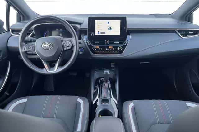 Toyota Corolla (2023) thumbnail 2