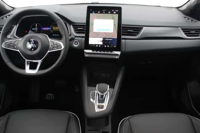 Mitsubishi ASX (2025) thumbnail 2