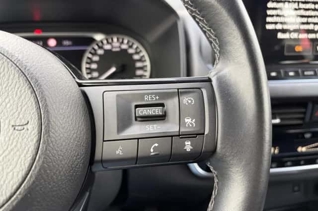 Nissan Qashqai (2022) thumbnail 11