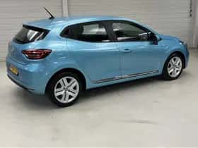 Renault Clio (2021) thumbnail 6