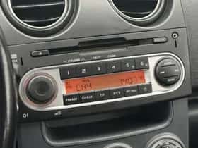 Mitsubishi Colt (2011) thumbnail 11