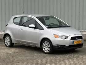 Mitsubishi Colt (2011) thumbnail 8