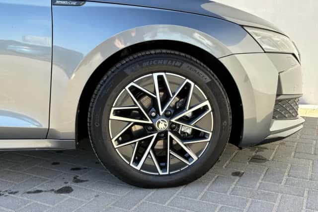Škoda Octavia (2024) thumbnail 23
