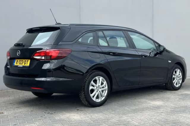 Opel Astra Sports Tourer (2020) thumbnail 3