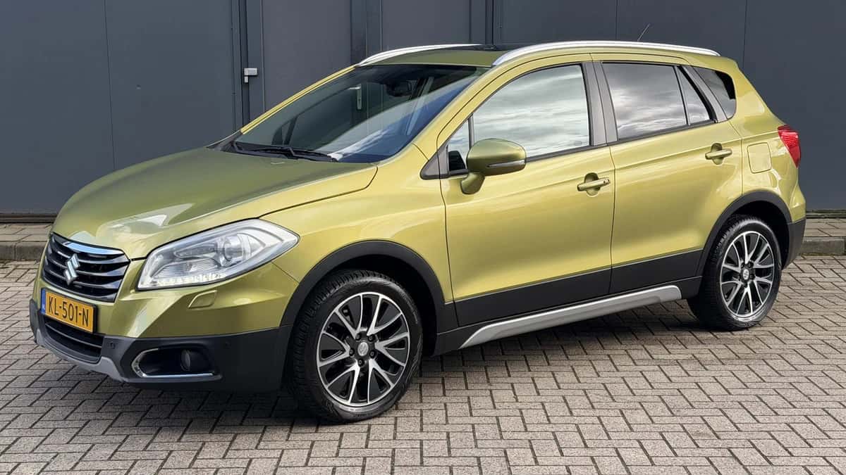 Suzuki SX4 S-Cross (2016) — foto 1