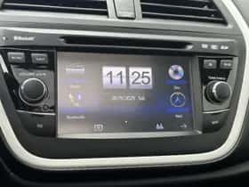 Suzuki SX4 S-Cross (2016) thumbnail 16