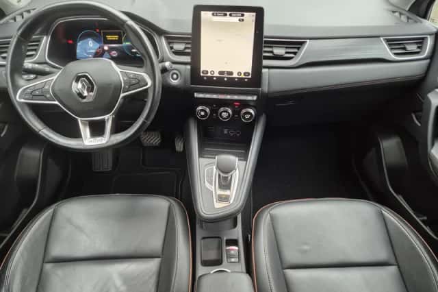 Renault Captur (2020) thumbnail 2