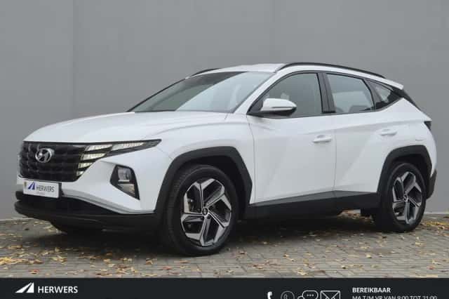 Hyundai Tucson (2022) thumbnail 1