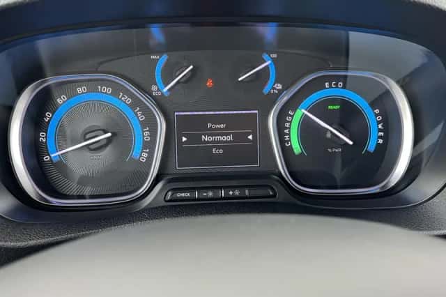 Peugeot E-Expert (2023) thumbnail 16
